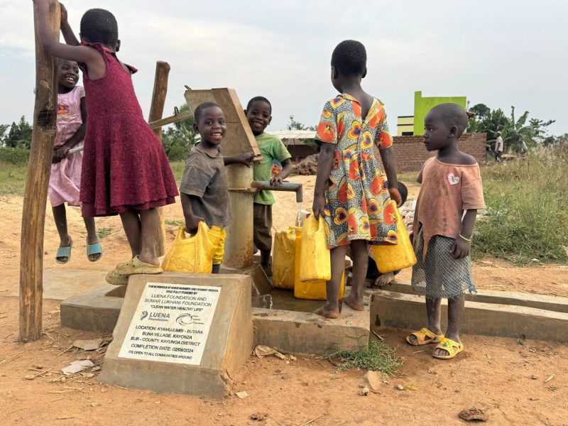 KwesiChild_water_project (4)